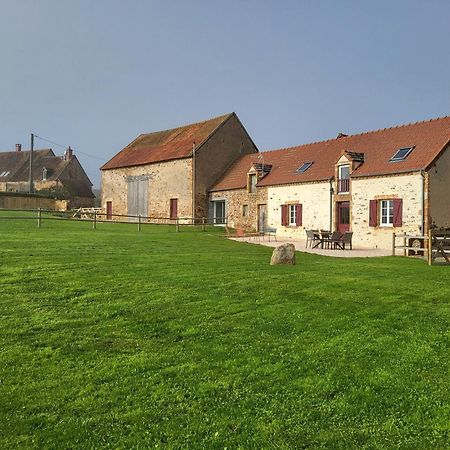 Gite Au Centre De La France Vesdun エクステリア 写真